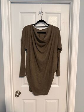 1.4.3. Story by Line Up Olive Cowl Neck Sweater Tunic